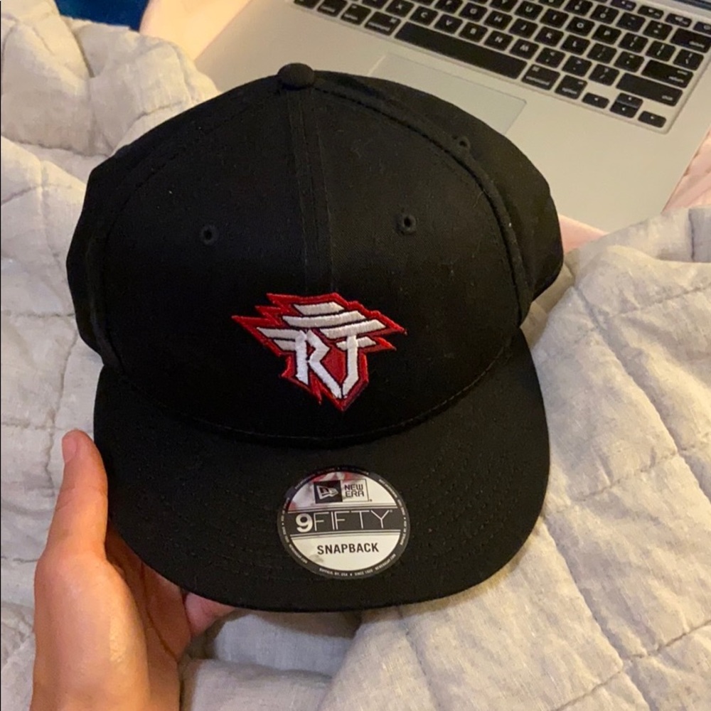 Silicon Valley cap